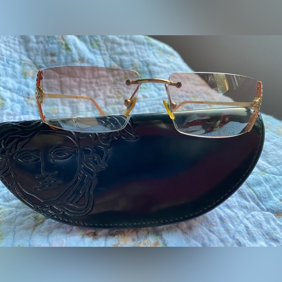 Versace Sunglasses. Vintage. Pink ish hue lenses. Well loved. - Picture 3 of 16